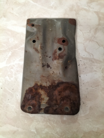 Accuplaat Nissan Micra K10 75832-01B00 Gebruikt.