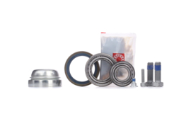 Wheel bearing set Mercedes/ Chrystler FAG 713 6673 60 New.