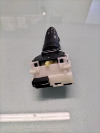 Switch assy-turn signal Nissan 25540-9U01B Original