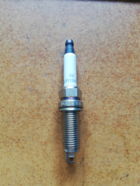 Spark plug A2811590103 Nissan 22401-00Q0M Original.