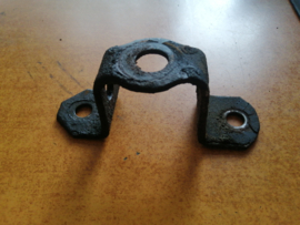 Bracket-rear stabilizer left-hand Nissan Bluebird T12/ T72/ U11 56313-02E00 Used part.