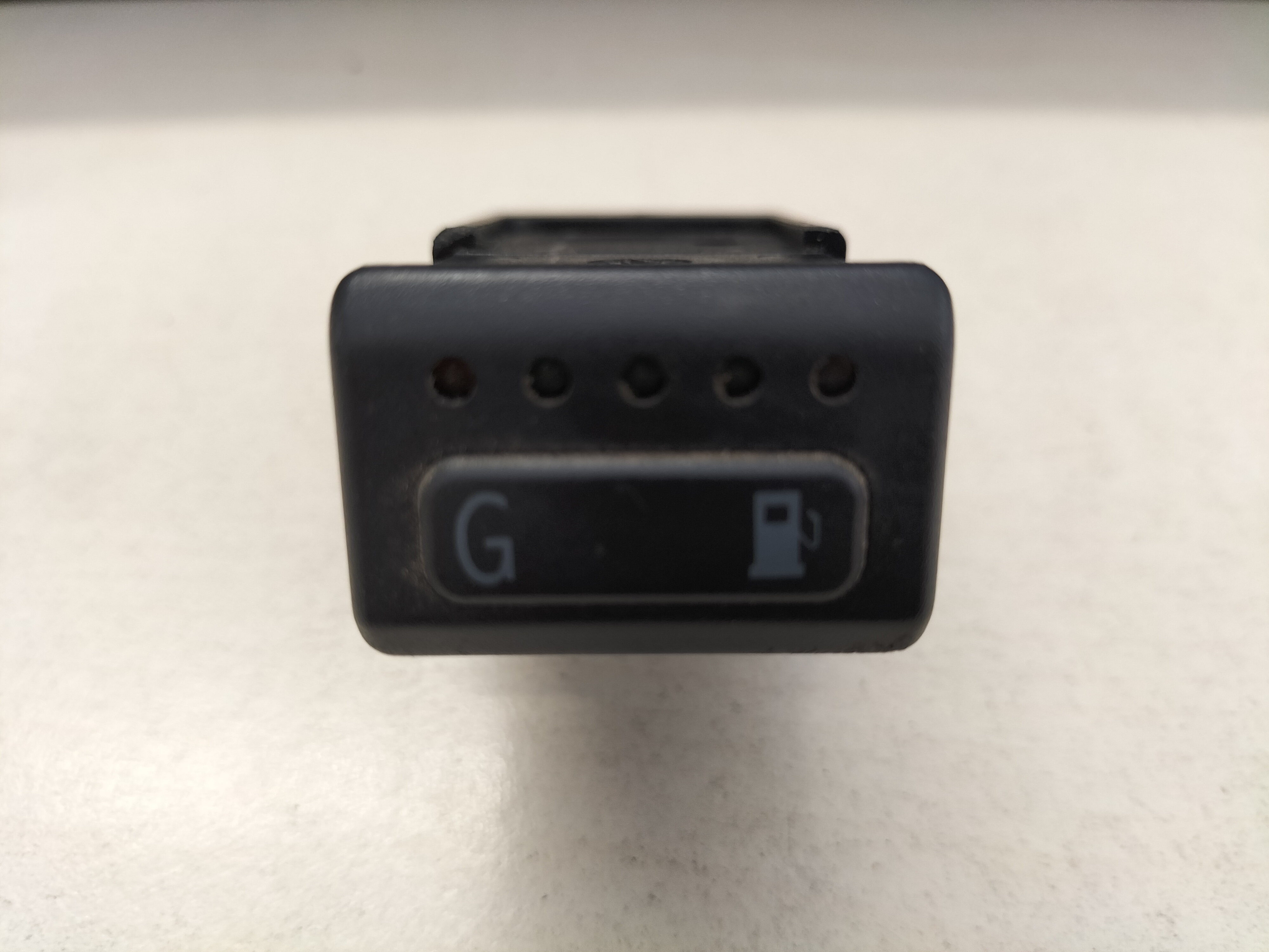Switch gas/petrol Datsun Cherry E10 20250713 Used part.
