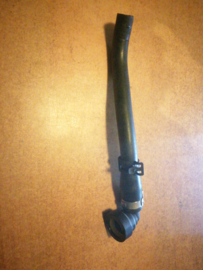 Nokkenasventilatieslang HRA2DDT Nissan 11826-8542R F15/ J11 Gebruikt.
