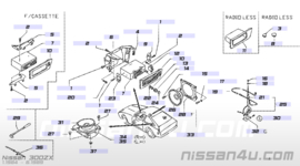 Frontplaat cassettespeler Nissan 300ZX Z31 28042-07P00 Gebruikt.