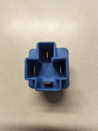 Relais Nissan 25230-9F900 C23/ K11/ P10/ P11/ R20/ WP11 Gebruikt.