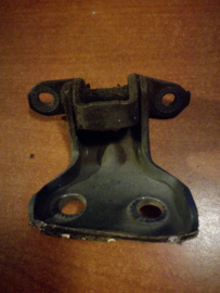 Deurscharnier bovenste linksvoor Nissan Sunny N14 80401-62C00 Gebruikt.