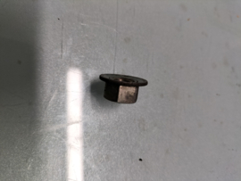 Nut Nissan 08911-2062H Used part.