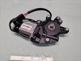 Motor regulator front, right-hand Nissan Sunny B12/ N13 80730-52A10 New.