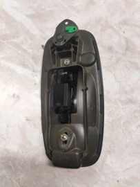 Deurgreep schuifdeur buitenzijde links Nissan Primastar X83 82606-00QAF Orgineel.