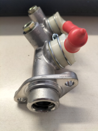 Assy-cylinder, brake master tandem 3/4 (Nabco) Datsun Cherry F10 46010-M3802 Origineel.
