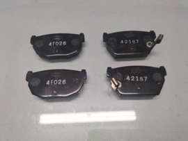Remblokset achteras Nissan 44060-53F92 Origineel.