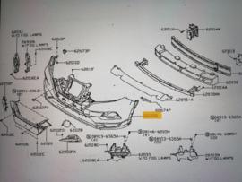 Voorbumper Nissan Qashqai J11 62022-HV00H (KAD)(kras) Gebruikt.