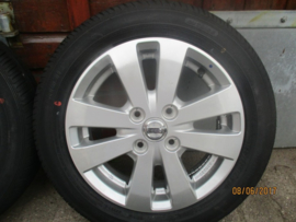 Band op velg 155/65R14, origineel Suzuki. Falken Sincera