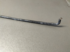 Bedieningsstang deurslot rechtsvoor Nissan Micra K10 80506-01B00 Gebruikt.