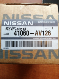 Remblokset vooras Nissan 41060-AV126 P12/ V10 Origineel