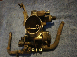 Gasklephuis GA16DE Nissan 16119-73C00 (incompleet)