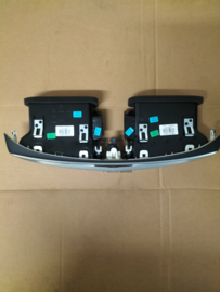 Ventilator assy-center Nissan Qashqai J11 68750-4EA0A Original