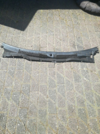 Cover-cowl top grille Nissan Sunny N14 66863-50C00 Used part.