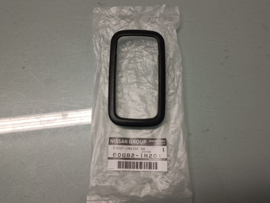 Afdekkap deurgreephendel binnenzijde Nissan Almera N15 80682-1M201 Origineel.