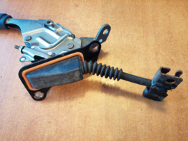 Handremhevel Nissan Micra K11 36010-5F600 Gebruikt.