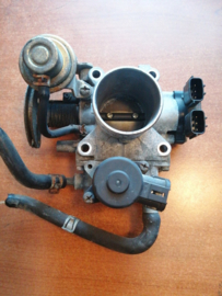 Gasklephuis QG18DE Nissan 16119-7J600