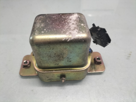 Spaningsregelaar dynamo Datsun 23500-N6003 (TL1Z-82D) 610/ B210/ C230/ S30 Origineel.