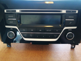 Autoradio CD-speler Nissan Qashqai J11 28185-4CA0A met radiocode.