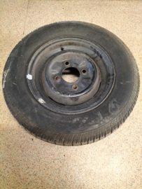 155/R12 Viking VSS382 Datsun Sunny B110 20250322 Gebruikt.