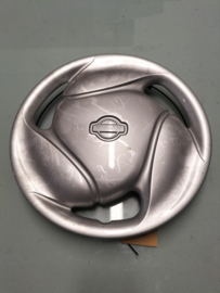 Cap-disc wheel Nissan 40315-5F700 Used part.