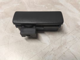 Lock glove box lid Nissan Almera N15 68630-0M001 Original.