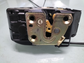 Lock & remote control front door, right-hand Nissan Micra K12 (3-doors) 80500-AX61A (80500-AX11A) Used part.