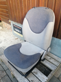 Seat front, right-hand Nissan Micra K11 87000-1F605