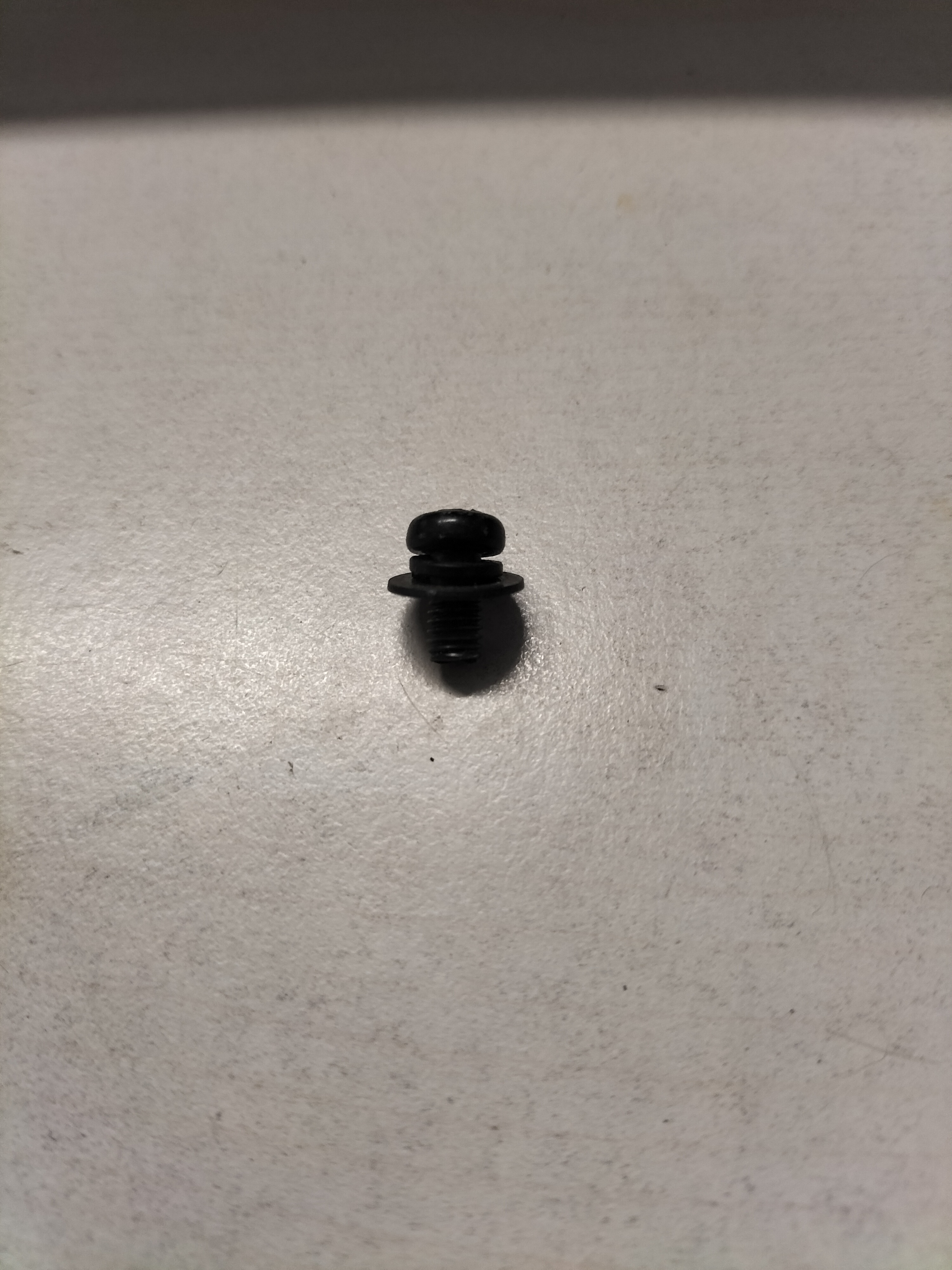 Screw M4.75 X 9 Datsun 08310-51095 Used part.