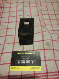 Bracket reserve Nissan 21745-50Y00 Used part.