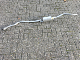 Voordemper A12 Datsun Sunny B310 20010-H8800 Origineel.
