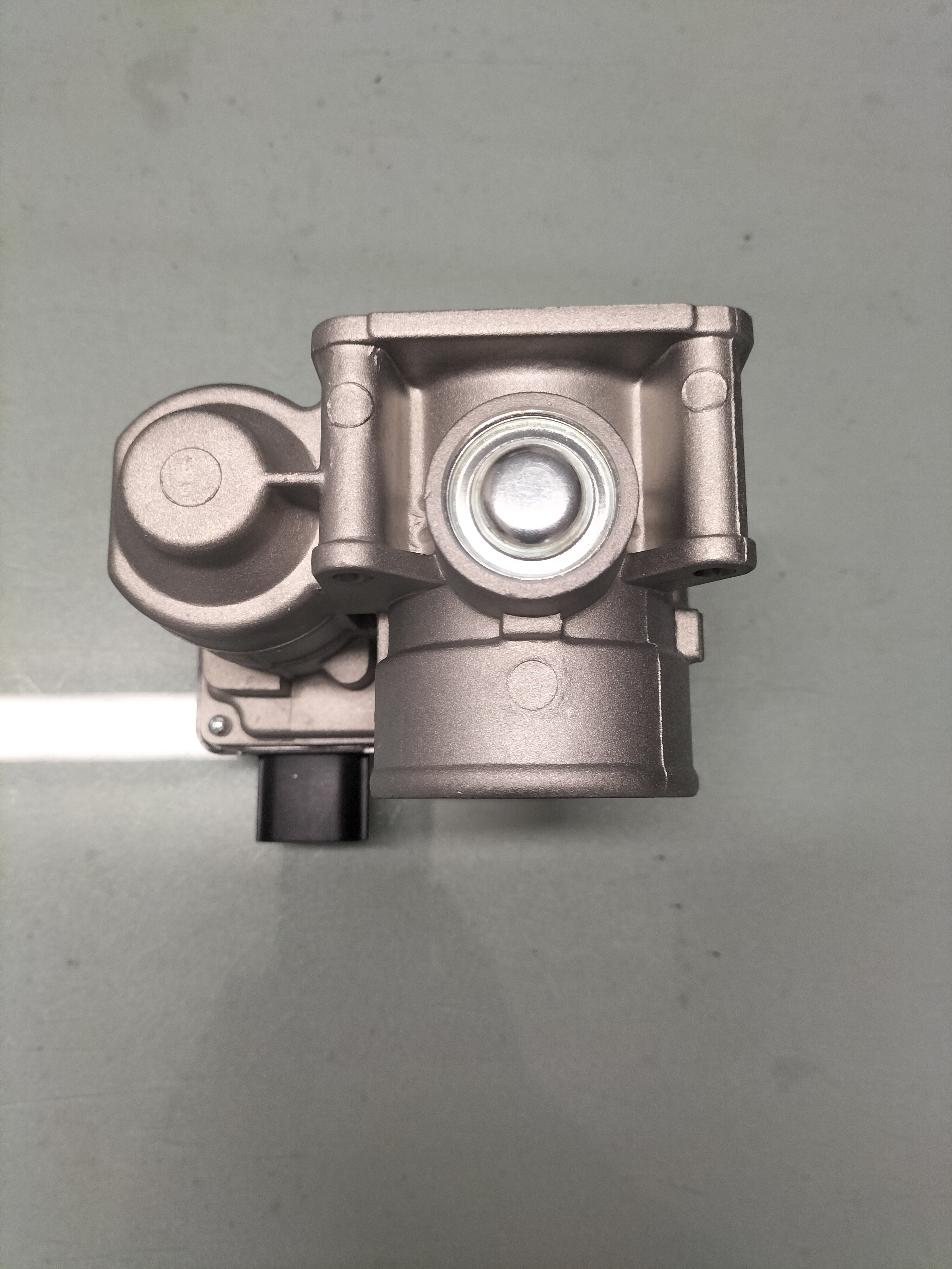 Chamber throttle QG16DE / QG18DE Nissan 16119-AU00C N16/ P12/ V10 New.