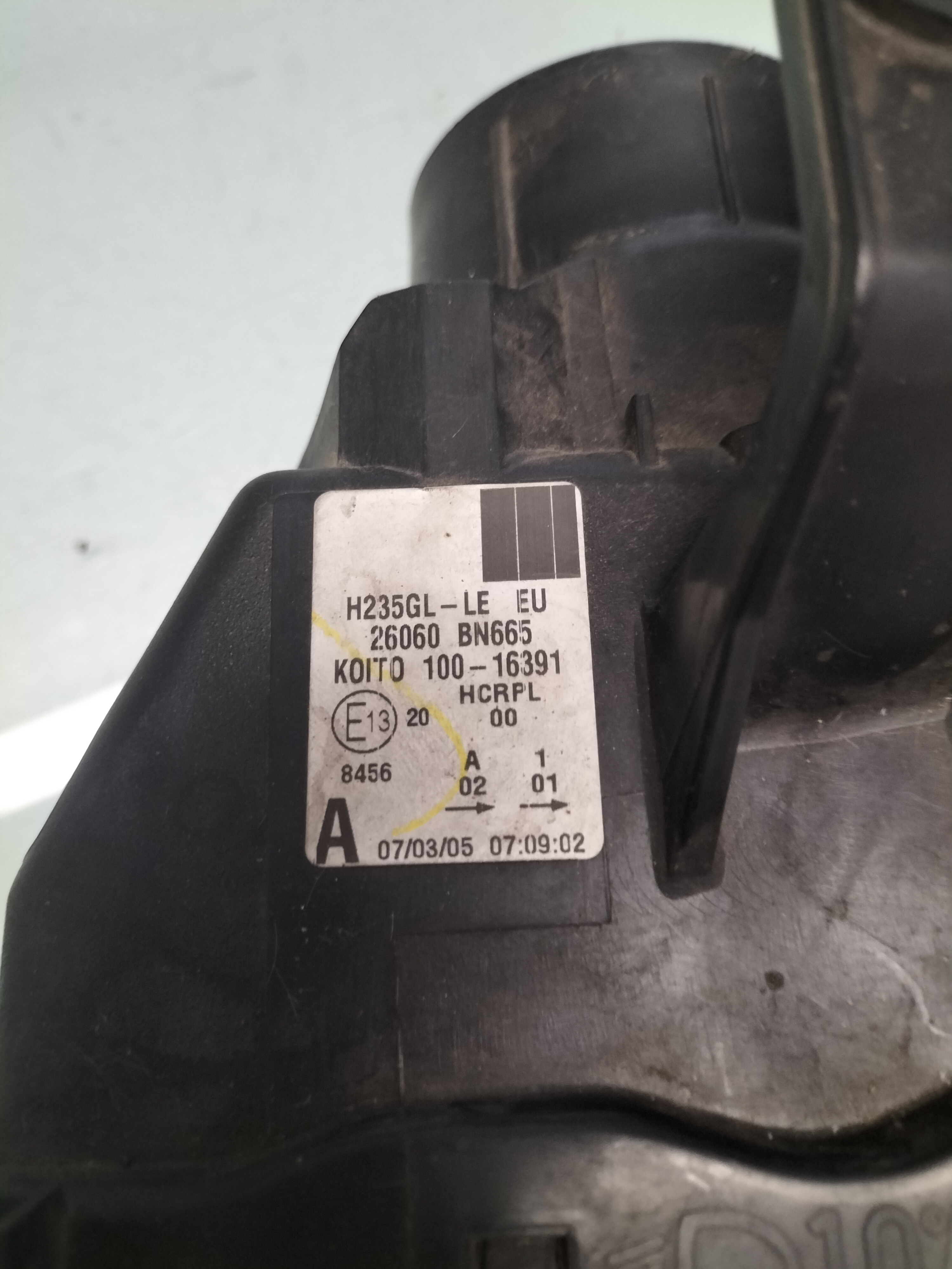 Koplamp Nissan Almera N16 26060-BN665 Doffe dimlicht reflectie Gebruikt