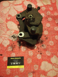 Remklauw linksvoor SR20DE Nissan Primera P11/WP11 41011-9F500 Gebruikt.