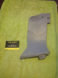 Zijafscherming middenconsole links Nissan Micra K11 68921-6F700 Gebruikt.