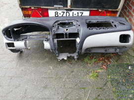 Panel & pad instrument Nissan Almera N16 68200-BN066 (traces of use)