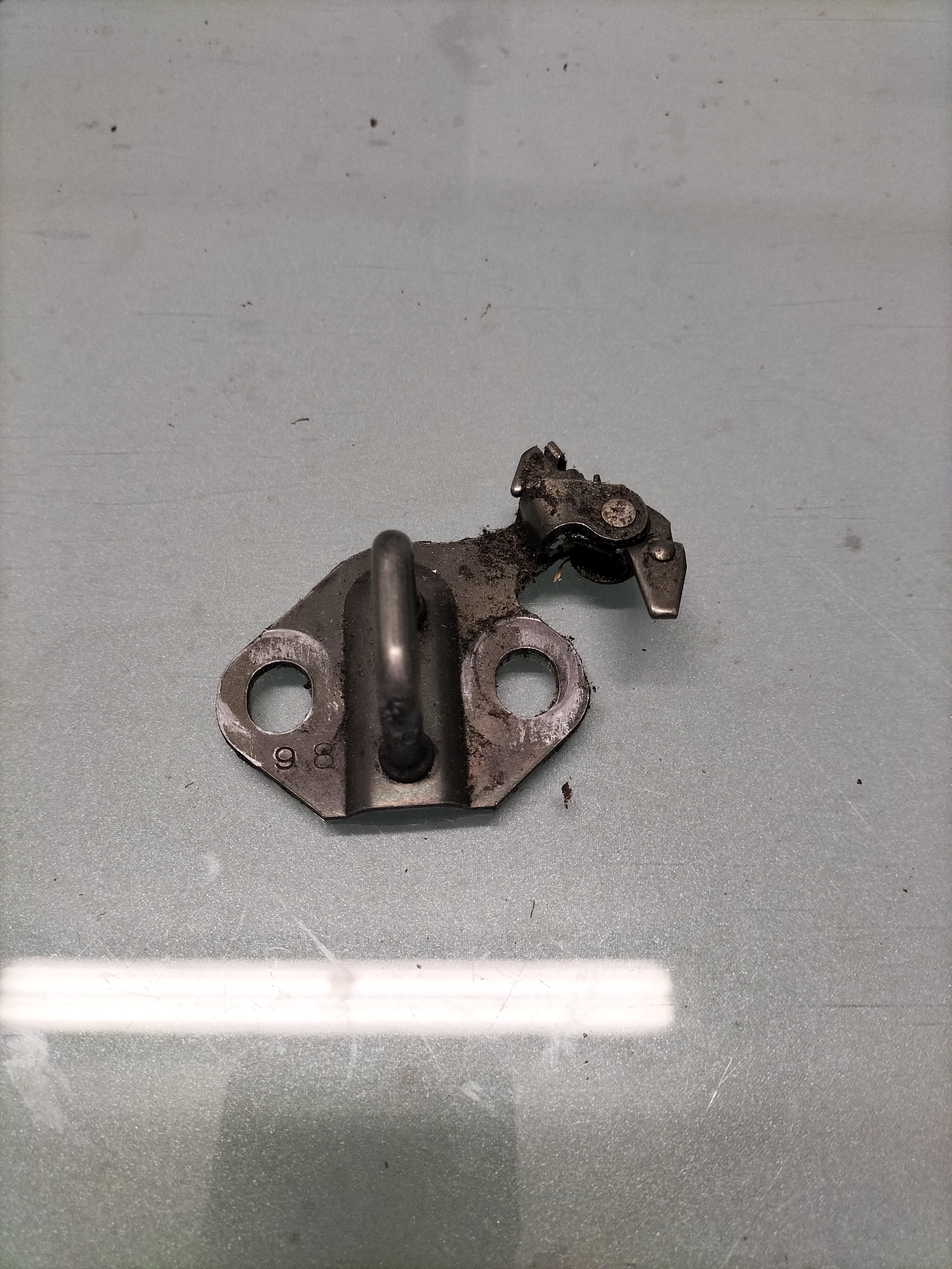 Achterklepsluiting Nissan Micra K10 90570-03B00 Gebruikt