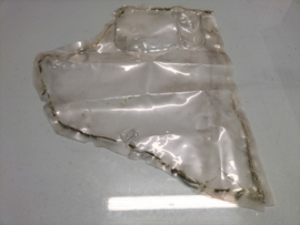 Isolatie achterportier Nissan Primera P12 82860-AV615 Gebruikt.