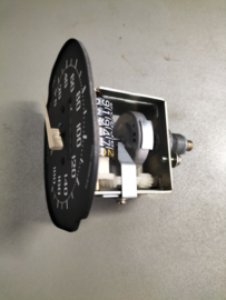 Assy-speedometer Datsun Cherry F10 24850-M3800 Used part.