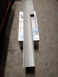 Rechter dorpel Datsun 100A E10 1303102 Van Wezel