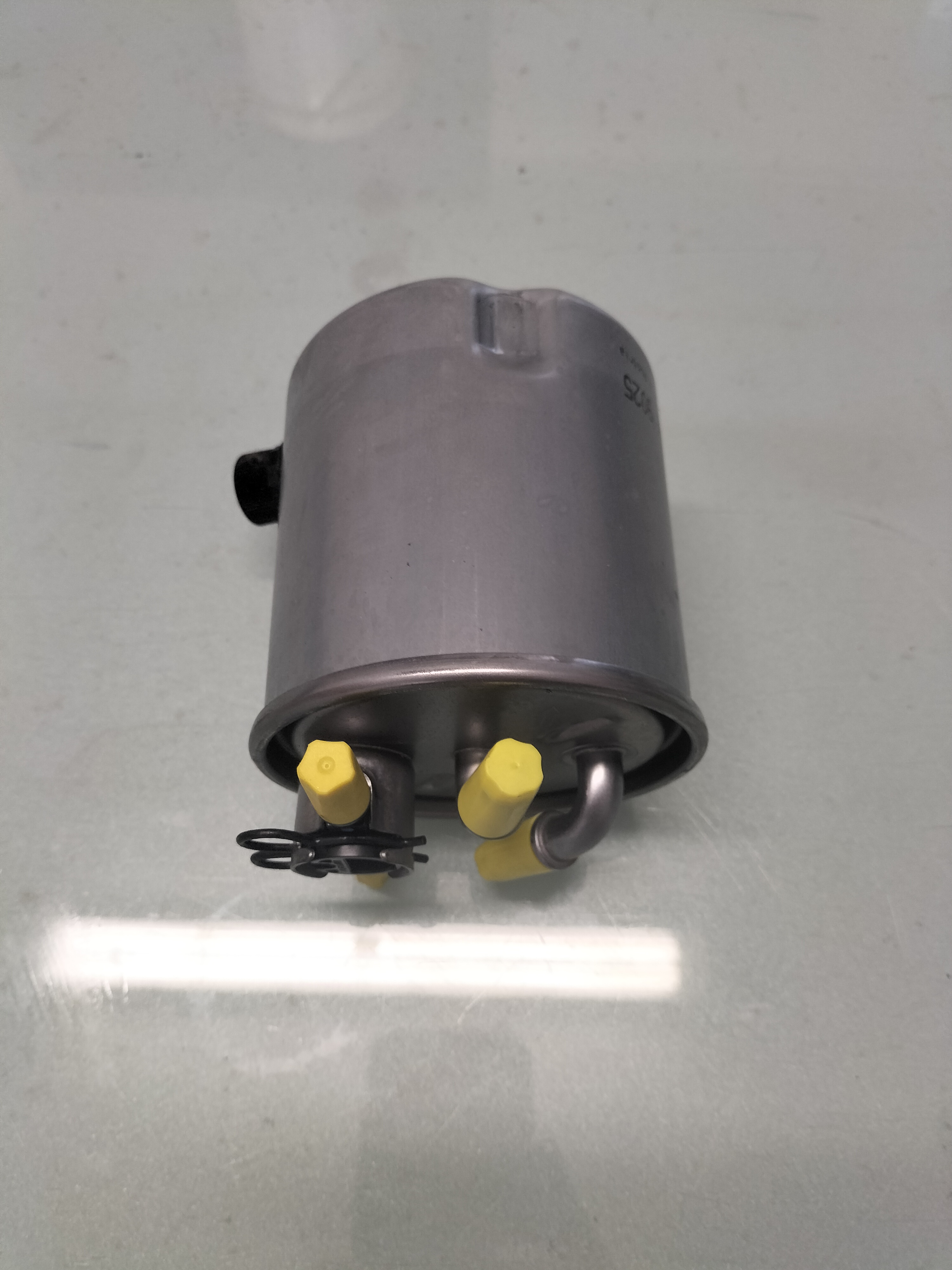 Fuel filter Nissan 16400-JX52A J10/ JJ10/ M20M/ T31/ Z51 New