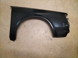 Fender-front, right-hand Nissan Cherry N12 63112-16M00 Original.