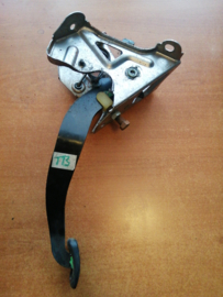 Pedal clutch with bracket Nissan Micra K11 46503-1F500