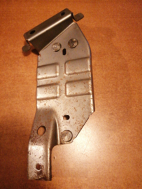 Bracket-pedal lever Nissan 18021-AU410 N16/ P12/ V10