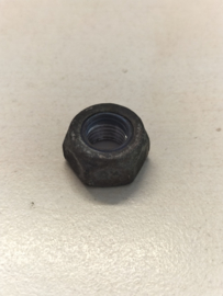 Moer draagarmbevestiging Nissan 08911-6401A Gebruikt.