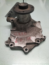 Waterpomp LD20 Nissan Vanette GC22 BA010-G5586 Gebruikt.